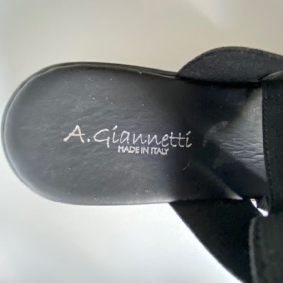 Platform Sandals with elastic straps - Picture 7 of 7